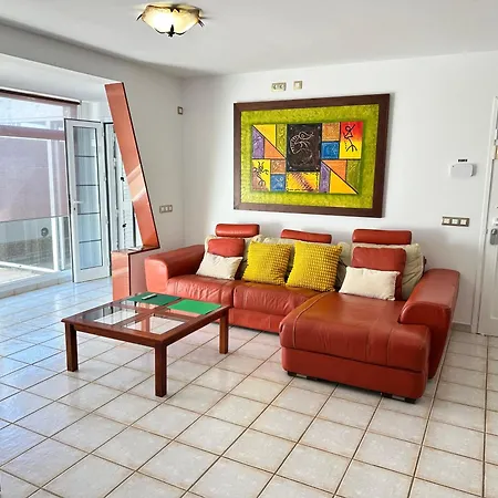 Villa Beyond San Bartolome (Las Palmas)