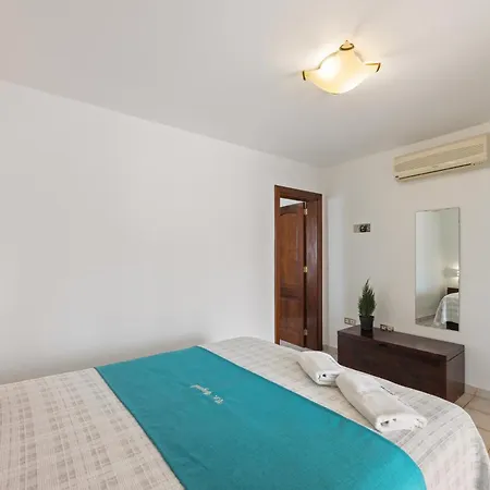 Beyond Lanzarote San Bartolomé